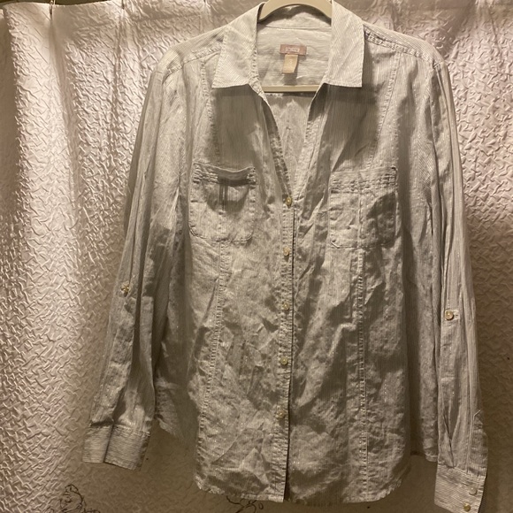 Chico’s button down with metallic thread size 3 - Picture 2 of 3